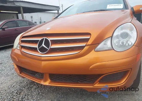 2006 Mercedes-Benz R 500 4Matic из США, поврежденный, VIN 4JGCB75E36A016499